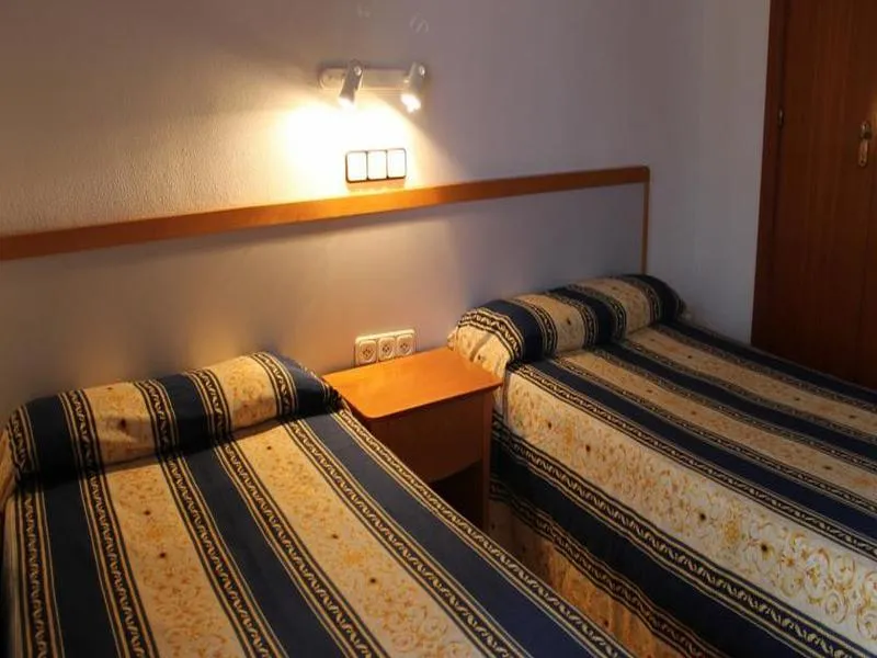 APARTMENT CAPACITY 4 ONE BEDROOM Room, Alpha, Costa Blanca