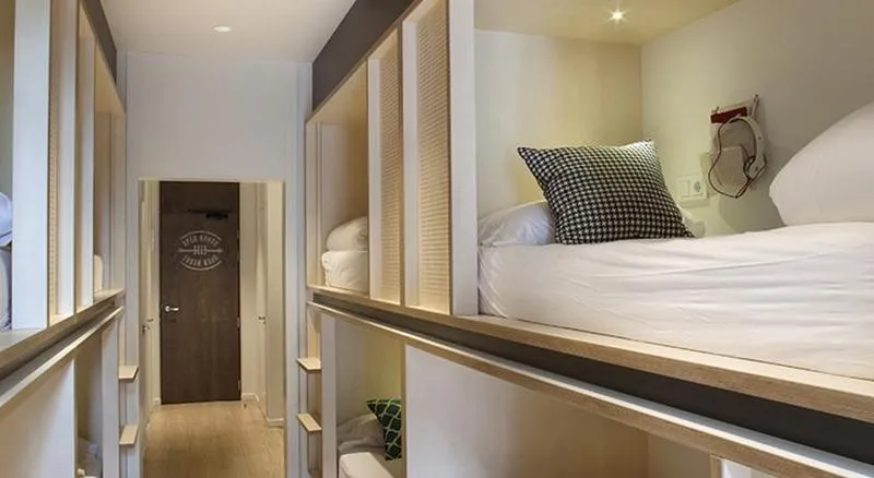 Bed in dormitory CAPACITY 8 Room, Toc Hostel Barcelona, Barcelona