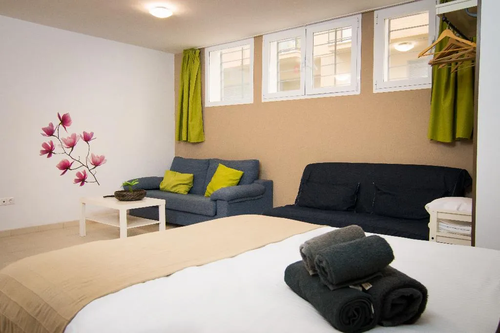 STUDIO BASIC Room, Holidays2Malaga Studios Mena, Costa Del Sol
