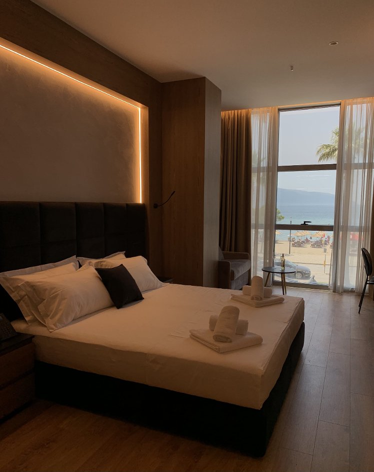 Elmar Hotel, Kavaje