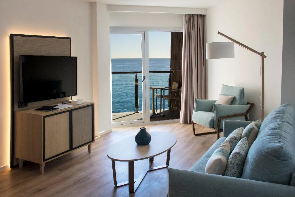 JUNIOR SUITE CONNECTING ROOM Room, Suit d M correct code to use 3695, Costa Blanca