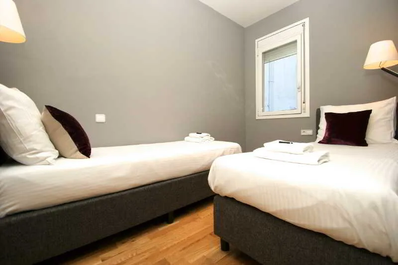 Room, Paseo De Gracia Apartments, Barcelona