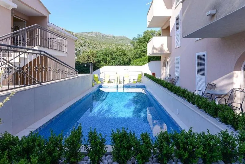 Pool, Villa Lanterna, Dubrovnik