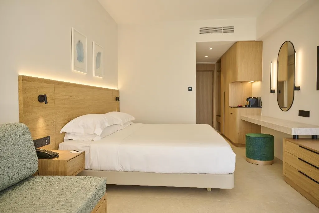 Double or Twin DELUXE POOL VIEW Room, Sunrise Emerald, Cyprus