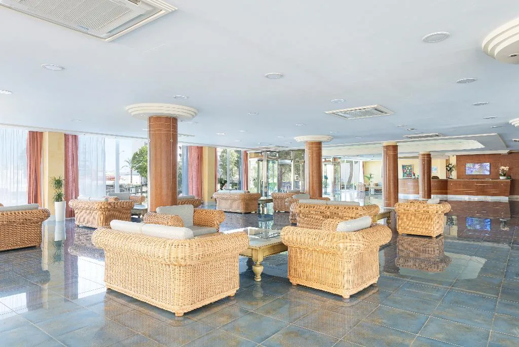 Lobby, Aparthotel Can Picafort Palace, Majorca
