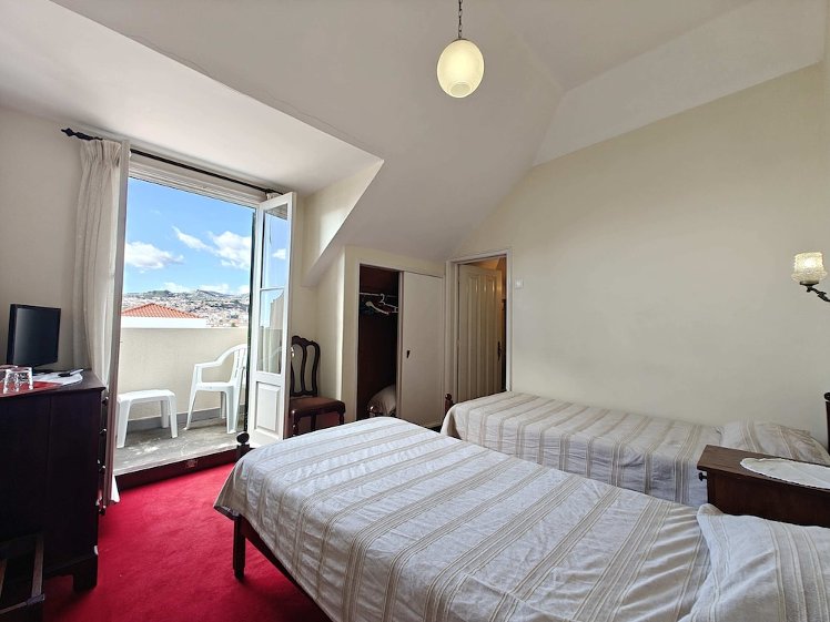 Residencial Mirasol, Madeira