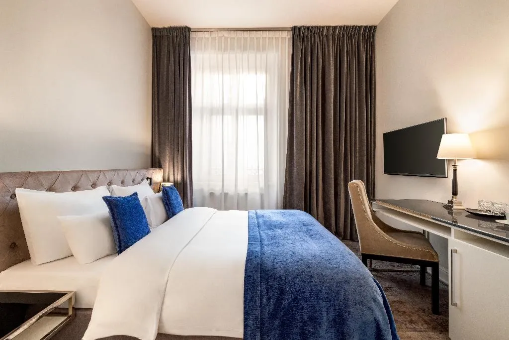 DOUBLE STANDARD Room, Wyndham Grand Krakow Old Town, Krakow