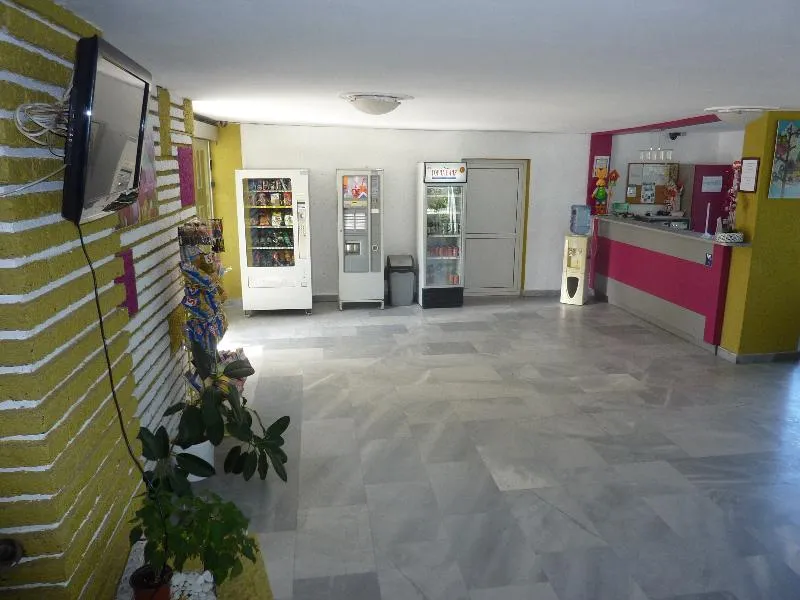 Lobby, Zarya, Varna