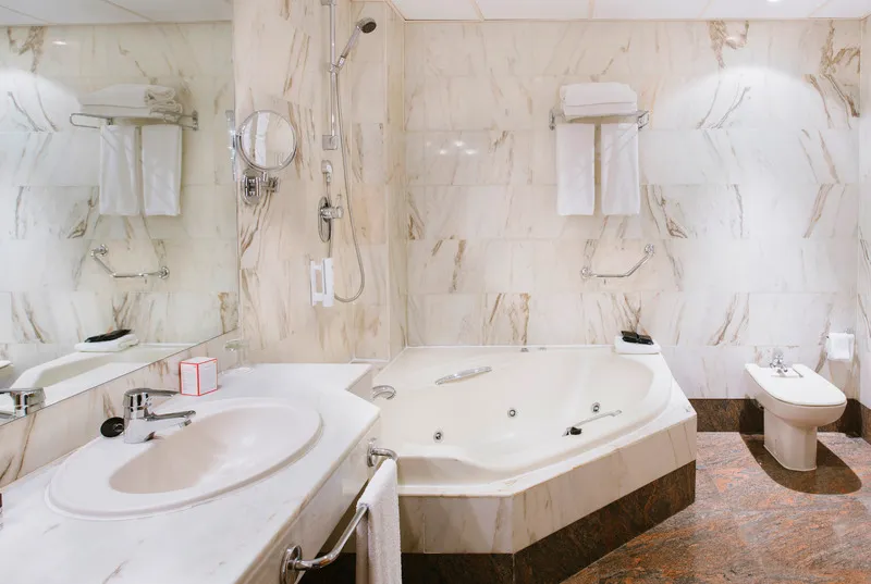 JUNIOR SUITE CAPACITY 3 Room, Rafaelhoteles Atocha, Madrid