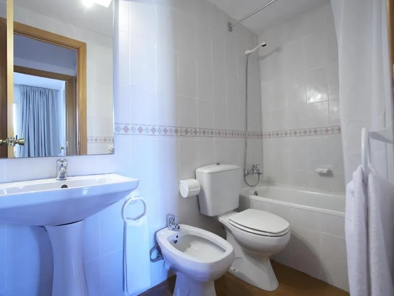 APARTMENT CAPACITY 4 ONE BEDROOM Room, Catalonia Gardens, Costa Dorada