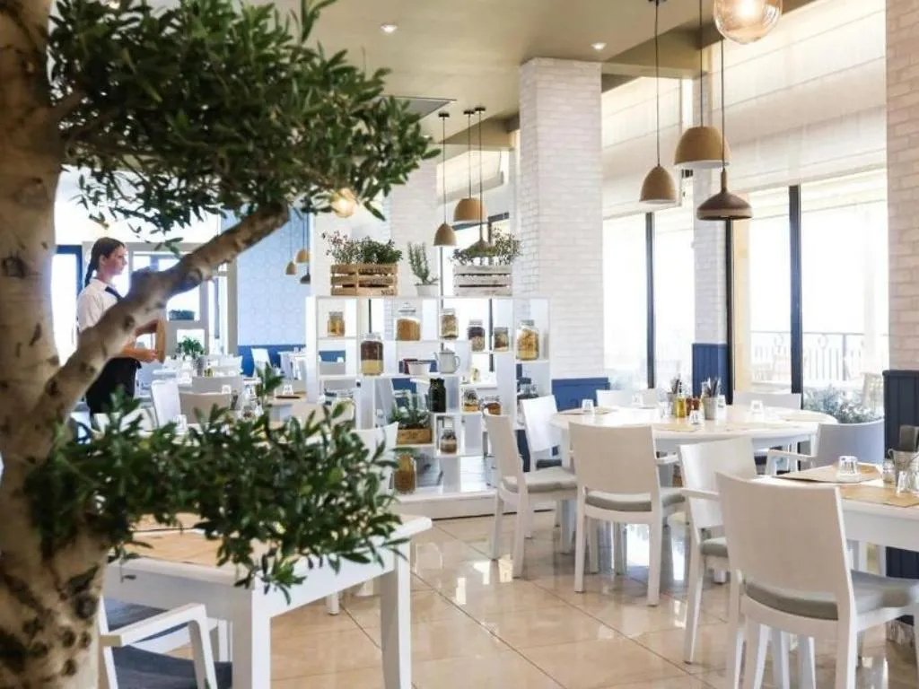 Restaurant, Verdi St Georges Bay Marina, Malta