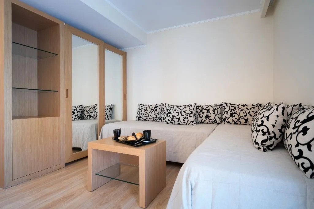 FAMILY ROOM KING SIZE BED Room, Galaxy Beach Resort BW Premier Collection, Zante
