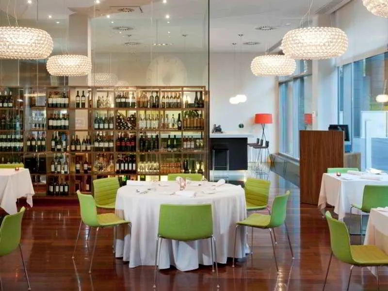 Restaurant, Primus Valencia, Valencia
