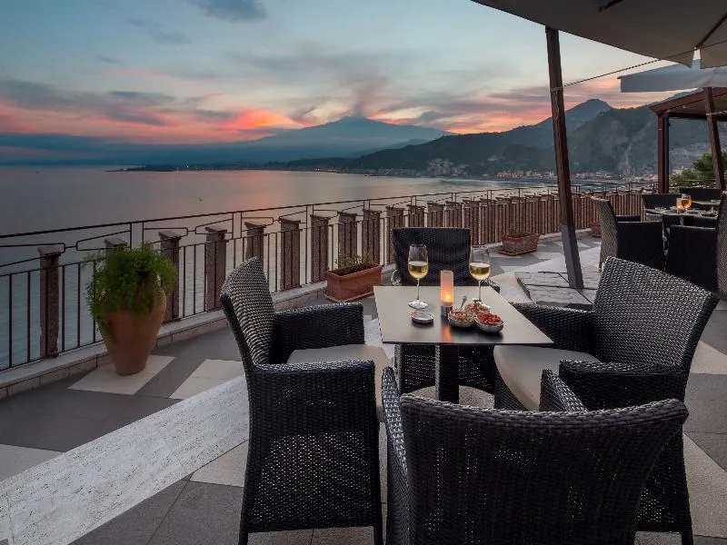 Terrace, UNA HOTELS Capotaormina, Taormina