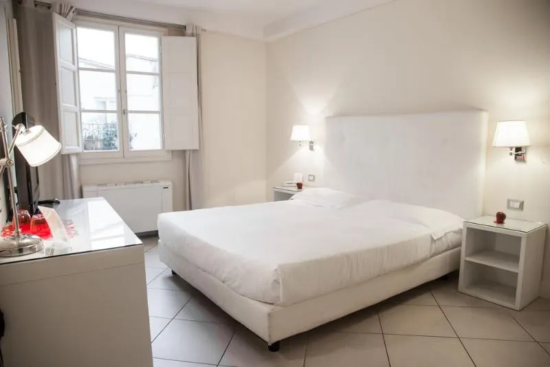 QUADRUPLE STANDARD Room, Residenza Fiorentina, Florence