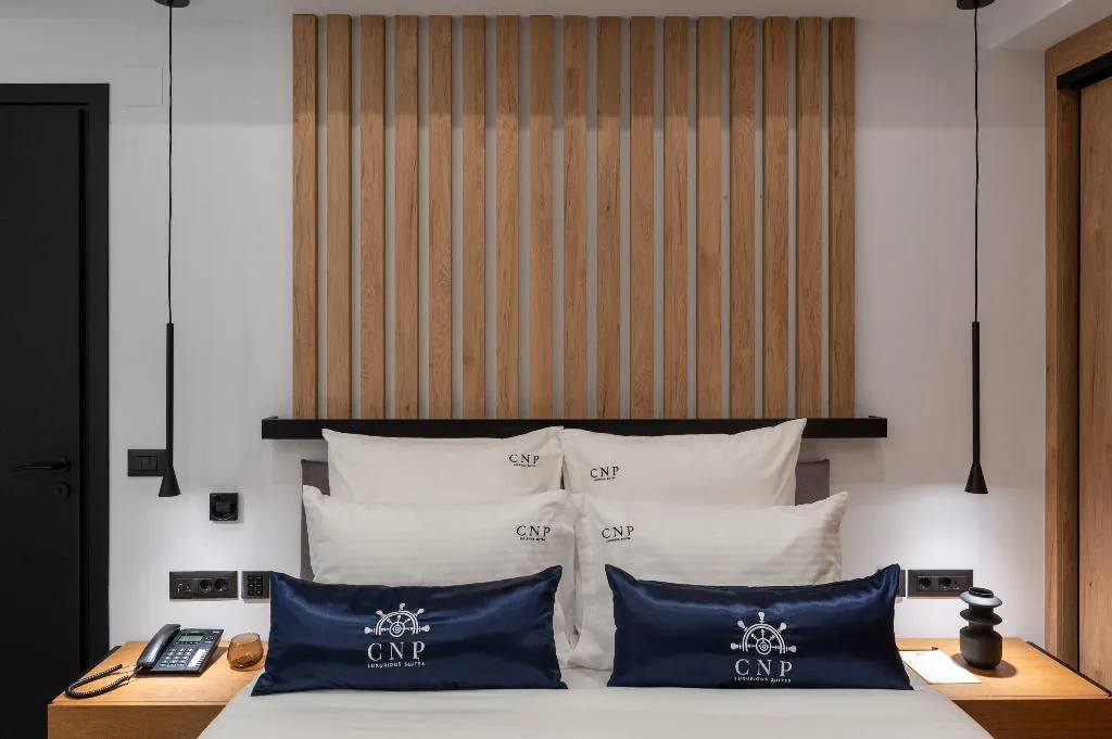 SUITE DELUXE Room, Captain Napoleon Paterakis CNP Luxurious Suites, Crete