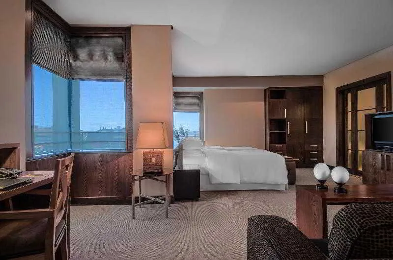 JUNIOR SUITE STANDARD Room, Eurostars Madrid Mirasierra Suites, Madrid