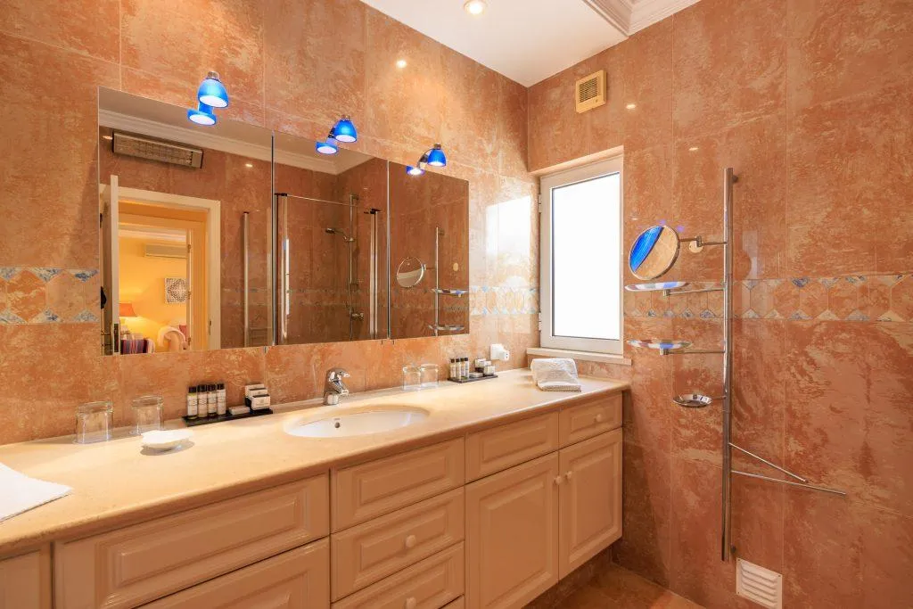 TOWNHOME THREE BEDROOMS Room, Vale Do Lobo Resort, Algarve