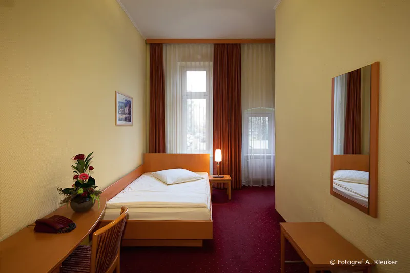 SINGLE STANDARD Room, Air in Berlin Hotel, Berlin
