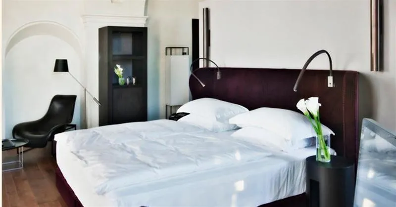 Room, CoolRooms Palacio Villapanes 5 GL, Seville