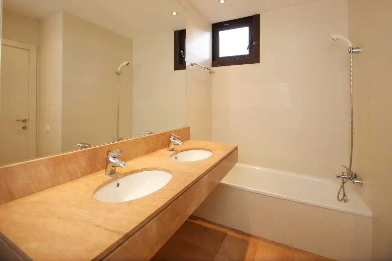 Room, Paseo De Gracia Apartments, Barcelona