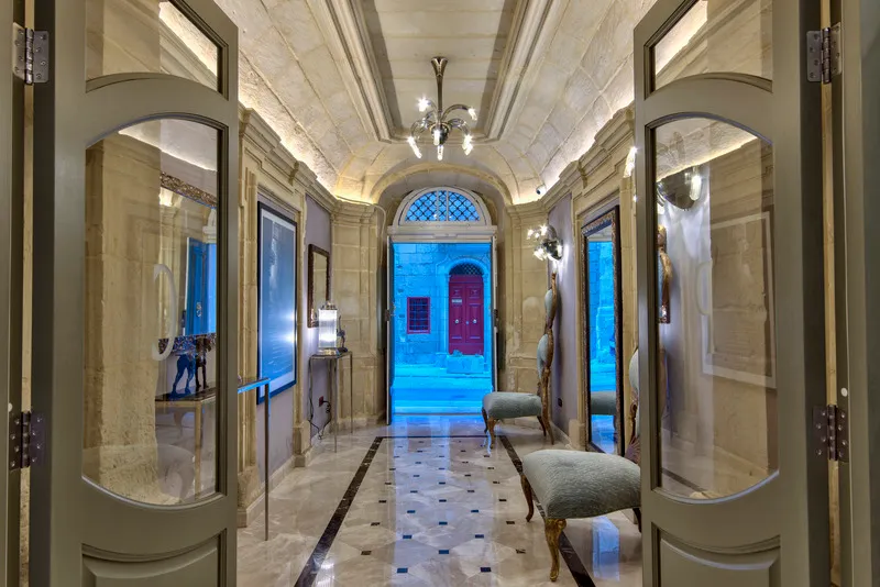 Lobby, Palazzo Consiglia, Malta