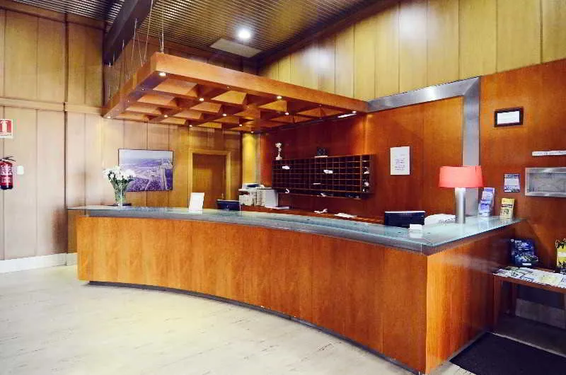 Lobby, Louty Simba, Valencia