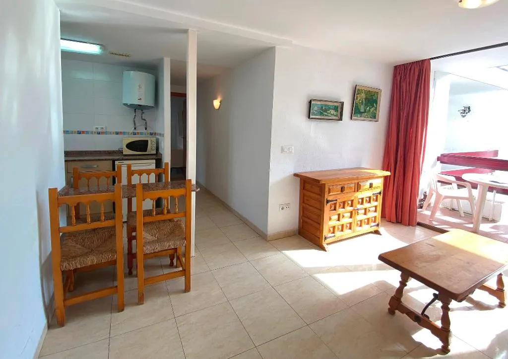 APARTMENT CAPACITY 4 Room, Corcega, Costa Dorada