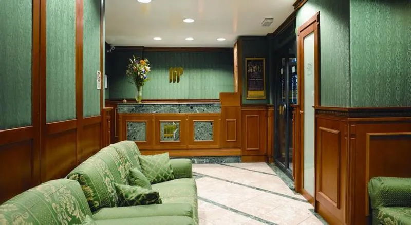 Lobby, Patria, Rome