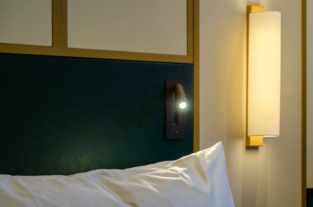 DOUBLE PREMIUM Room, The Emerald House Lisbon, Curio Collection by Hilt, Lisbon