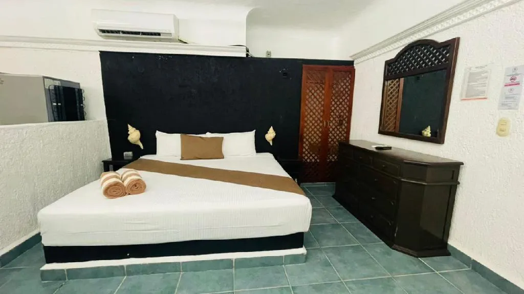JUNIOR SUITE STANDARD Room, Maya del Carmen, Playa Del Carmen