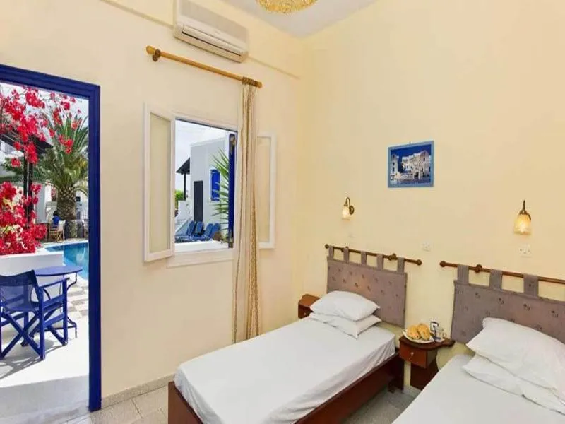 Room, Vp Belair, Santorini