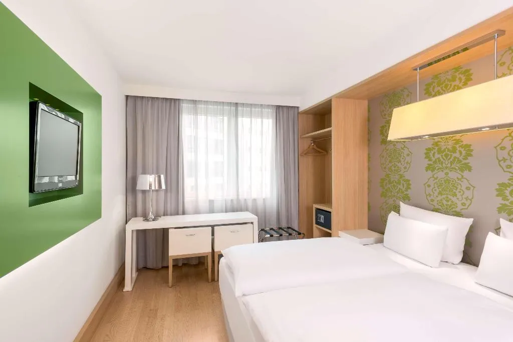 DOUBLE SINGLE USE STANDARD Room, NH Berlin Potsdamer Platz, Berlin