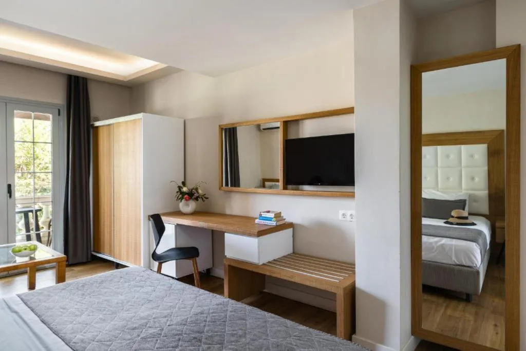 DOUBLE DELUXE GARDEN VIEW Room, Akron Seascape Resort, Corfu