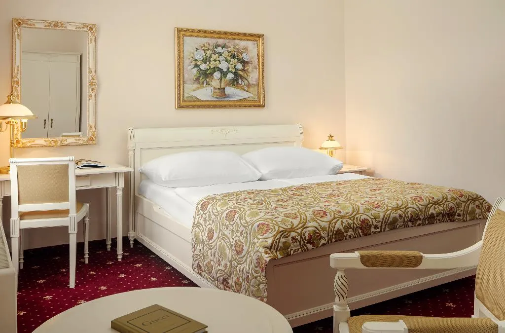 Room, Alqush Hotel Downtown, Prague