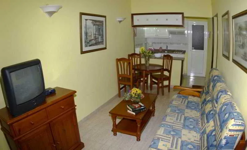 Room, Los Almendros (gay, lesbian & friends), Gran Canaria