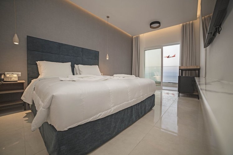 Ray Hotel, Corfu