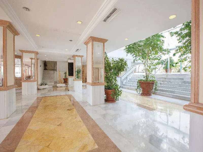 Lobby, Grupotel Cala San Vicente, Ibiza