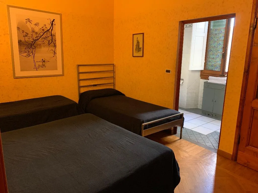 APARTMENT ONE BED Room, Gemini City Centre Studios, Florence