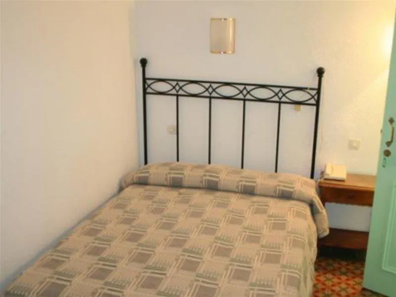 SINGLE STANDARD Room, Peninsular, Barcelona