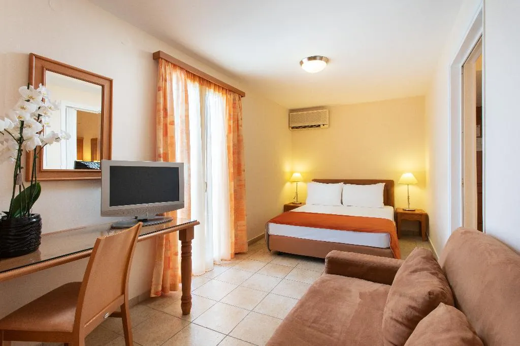 FAMILY ROOM SEA VIEW Room, Pantheon City Hotel, Athens