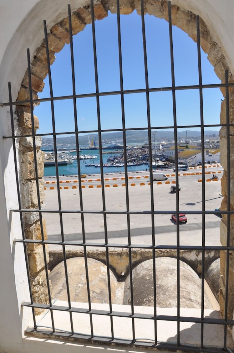 Continental, Tangier