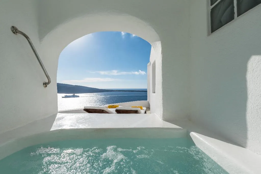 SUITE HONEYMOON Room, Fanari Villas, Santorini