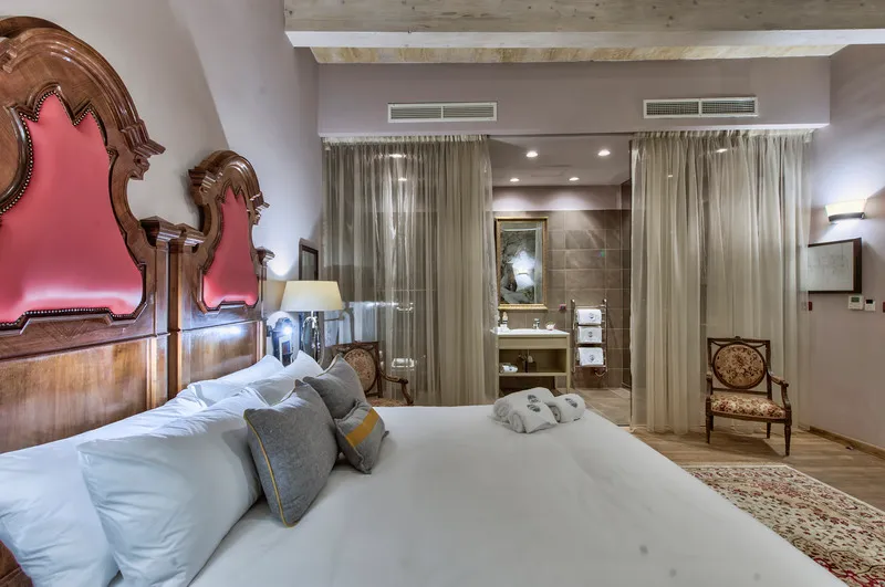 SINGLE DELUXE Room, Palazzo Consiglia, Malta