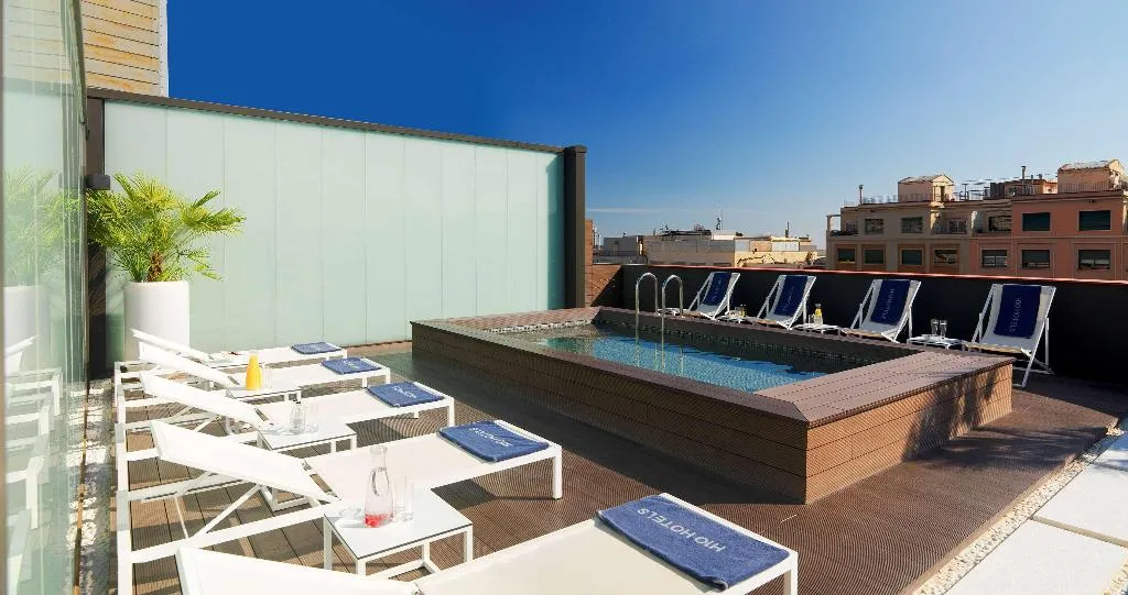 Pool, H10 Casanova, Barcelona