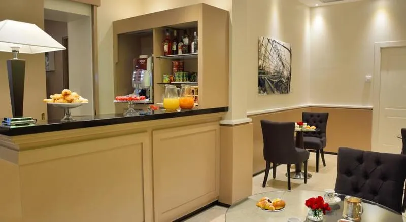 Bar, Hotel Lloyd Roma, Rome