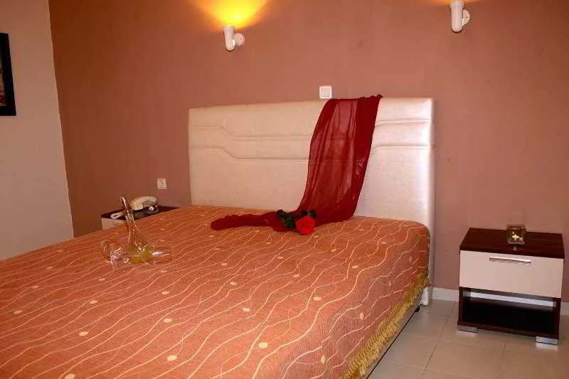 Room, Rema, Halkidiki