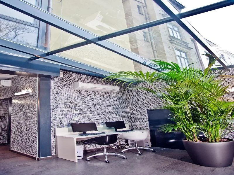 Lobby, Galileo, Prague