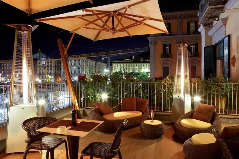 Bar, Mercure Napoli Centro Angioino, Naples