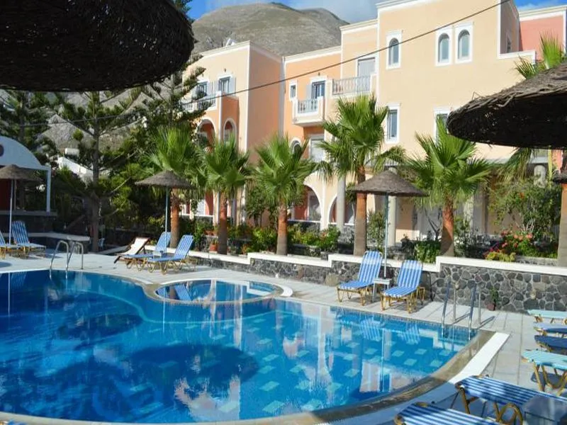 Pool, Castro, Santorini